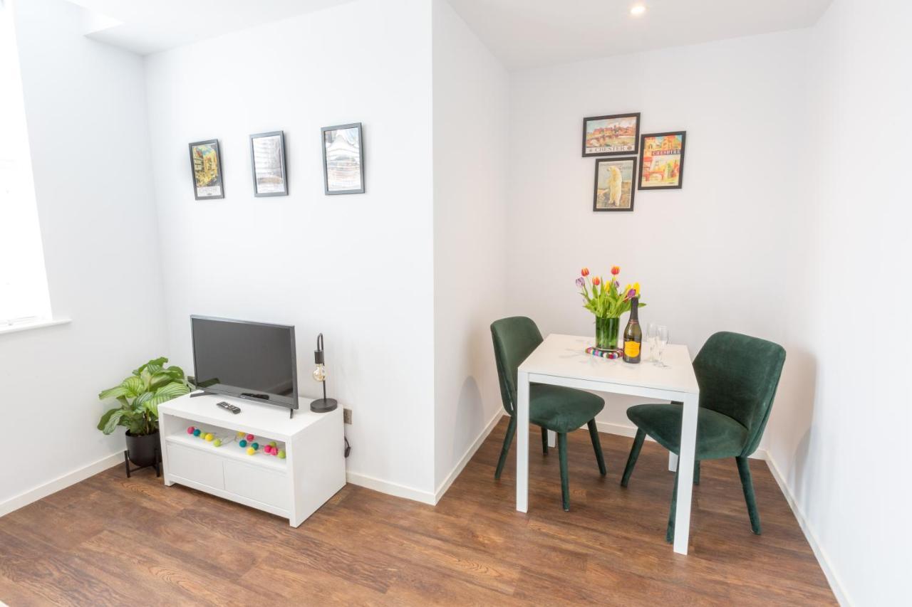 Chester Stays - Lovely Apartment In The Heart Of Chester With Free Parking Exteriör bild