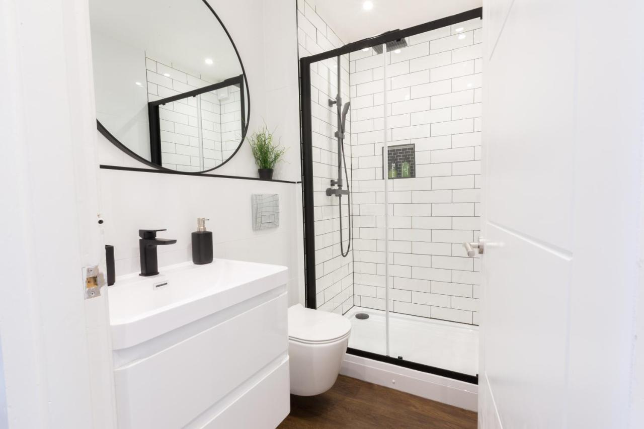 Chester Stays - Lovely Apartment In The Heart Of Chester With Free Parking Exteriör bild